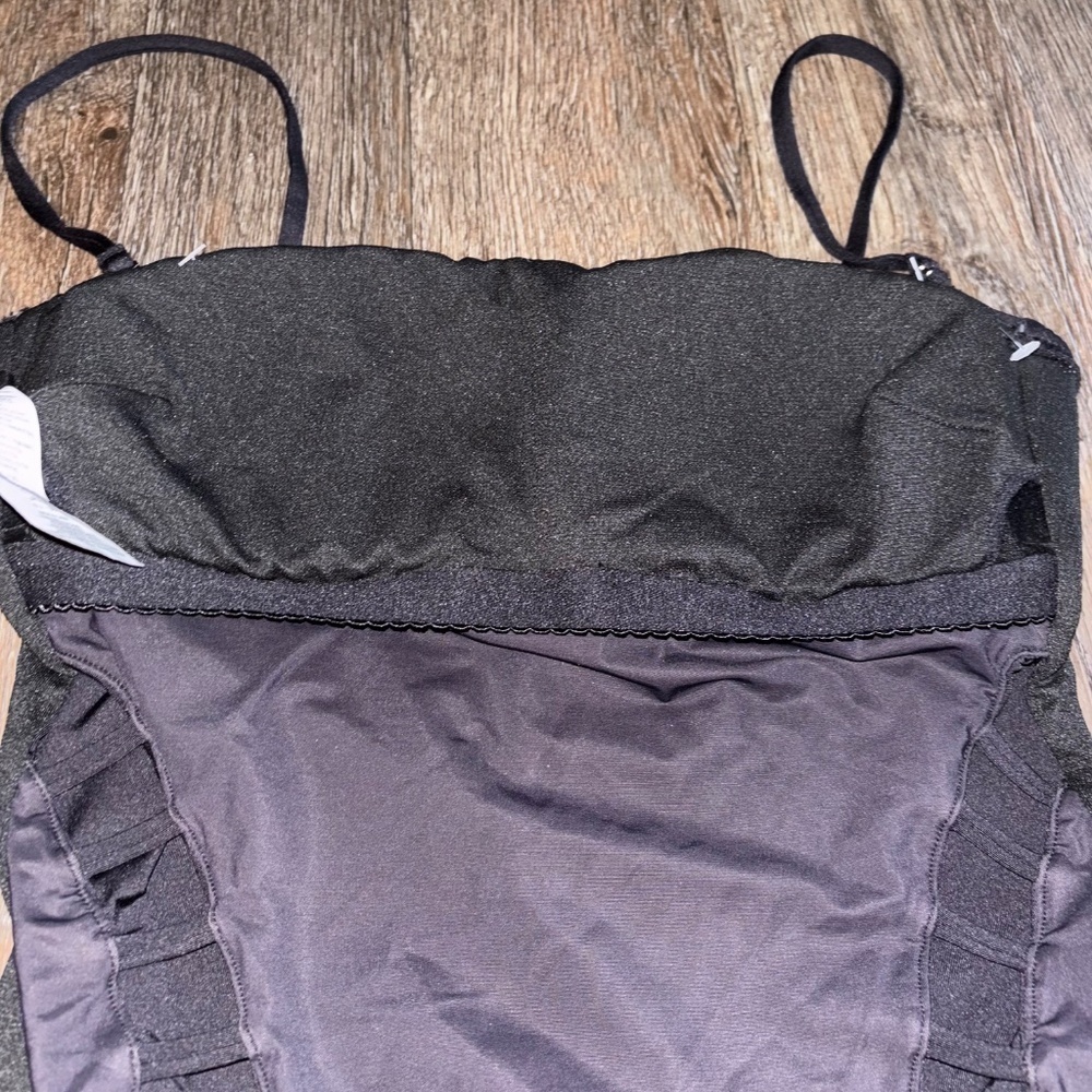 NWT Kenneth Cole tummy toner size medium black one piece swim - Picture 7 of 10
